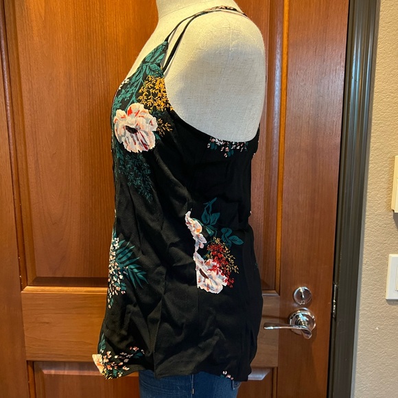 LOVESTITCH TANK 💖 BRAND NEW - Picture 3 of 4